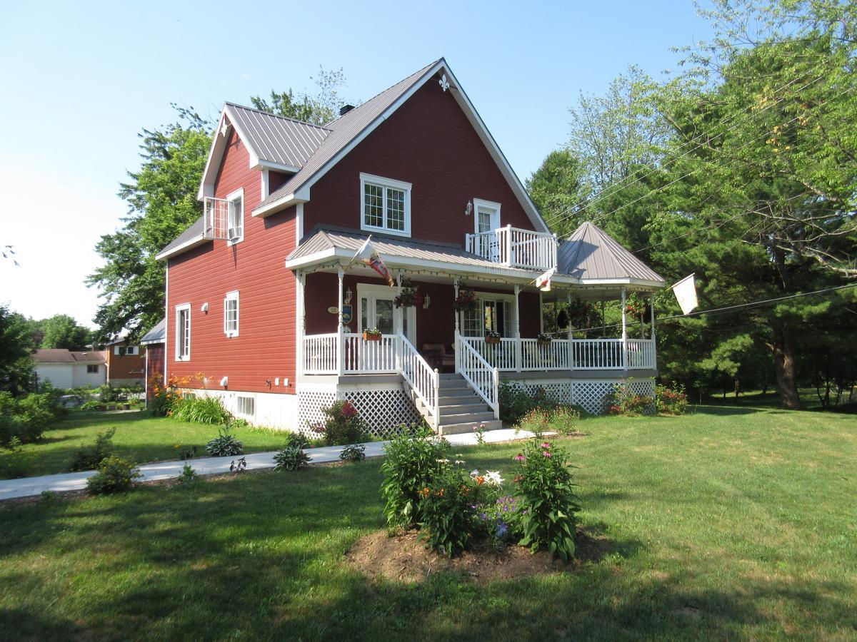 Gite La Maison Du Jardinier Venise-en-Quebec Exterior photo